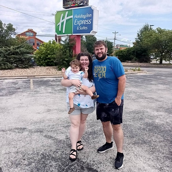 Meet your Posher, Lexi - Picture 4 of 5